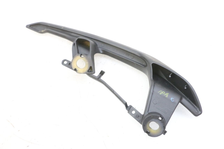 photo de PUNHO TRASEIRO DIREITO YAMAHA TRICITY 300 (2020 - 2024) - Ampliação técnica