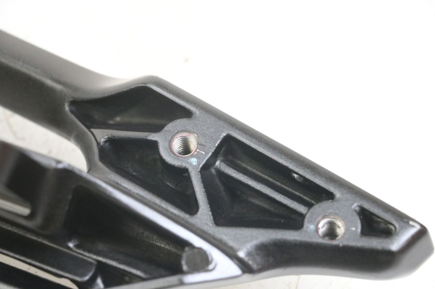 photo de PUNHO TRASEIRO DIREITO KAWASAKI VERSYS ABS 650 (2015 - 2018) - Ampliação técnica