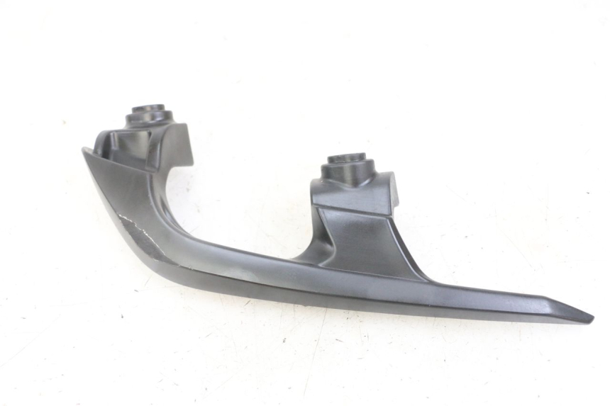 photo de PUNHO TRASEIRO DIREITO YAMAHA X-MAX XMAX 125 (2010 - 2013) - Detalhe da peça