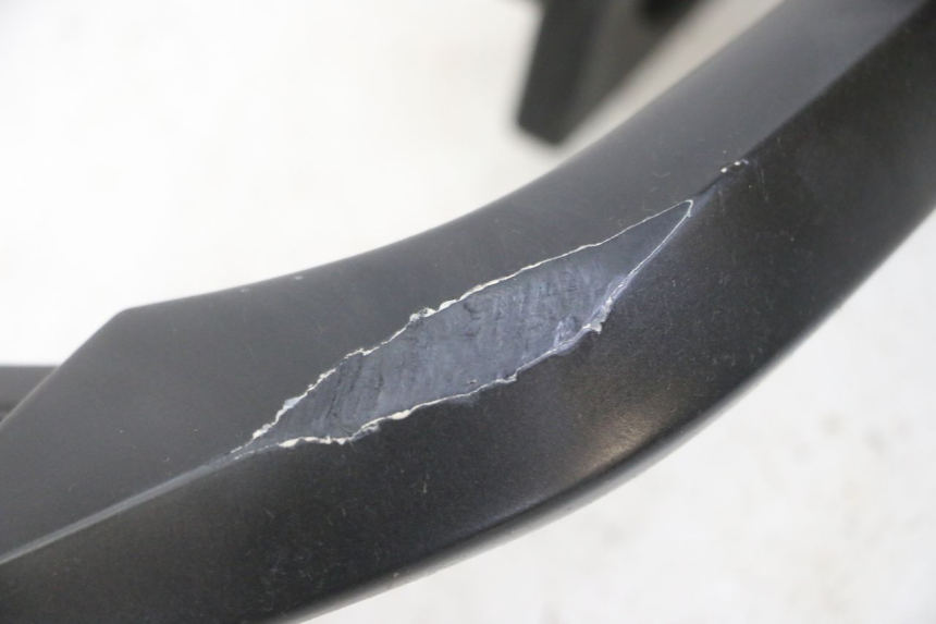 photo de PUNHO TRASEIRO DIREITO YAMAHA X-MAX XMAX 125 (2010 - 2013) - Outro ângulo de visão