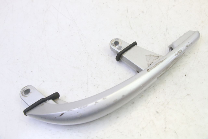 photo de PUNHO TRASEIRO DIREITO YAMAHA X-MAX XMAX 250 (2006 - 2009) - Pontos de fixação