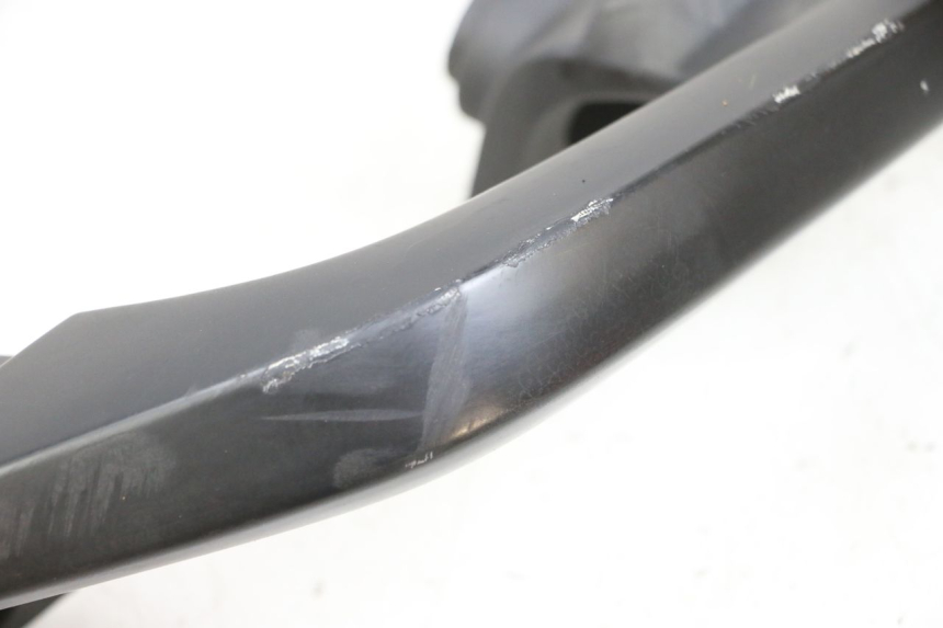 photo de PUNHO TRASEIRO DIREITO YAMAHA X-MAX XMAX 125 (2010 - 2013) - Zoom do estado de desgaste