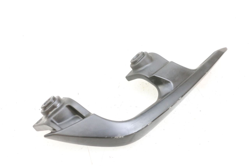 photo de PUNHO TRASEIRO DIREITO YAMAHA X-MAX XMAX 125 (2010 - 2013) - Outro ângulo de visão