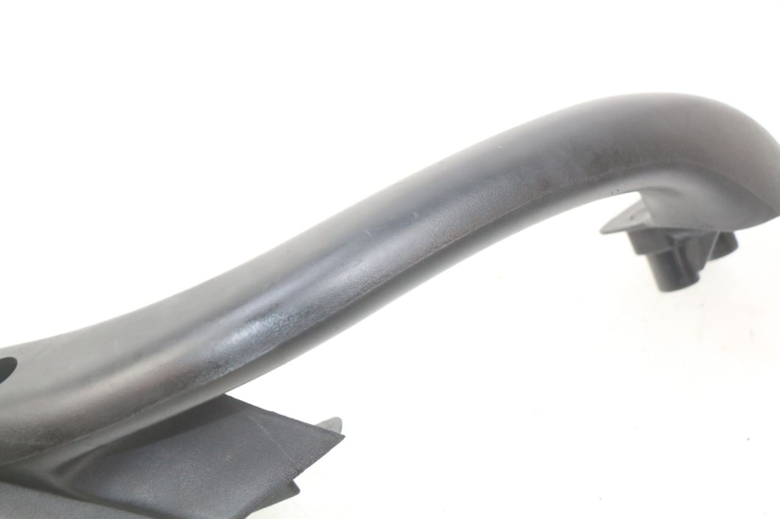 photo de PUNHO TRASEIRO DIREITO PIAGGIO X9 EVOLUTION 125 (2003 - 2007) - Detalhe da peça
