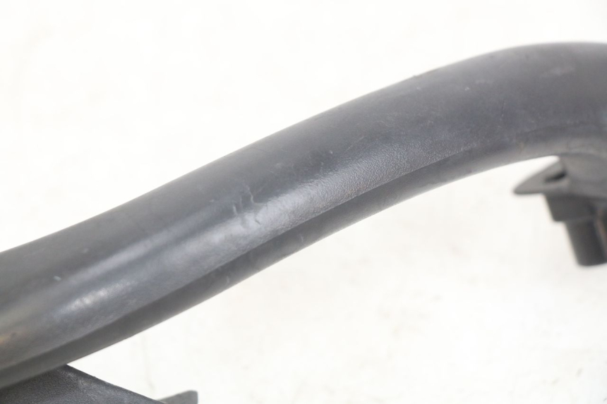 photo de PUNHO TRASEIRO DIREITO PIAGGIO X9 EVOLUTION 125 (2003 - 2007) - Detalhe da peça