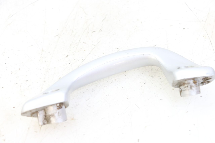 photo de PUNHO TRASEIRO DIREITO YAMAHA NEOS NEO'S 4T 50 (2008 - 2016) - Outro ângulo de visão