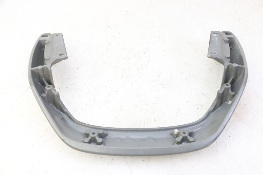 photo de ALÇA TRASEIRA PEUGEOT ELYSTAR 50 (2002 - 2014) - Estado da superfície