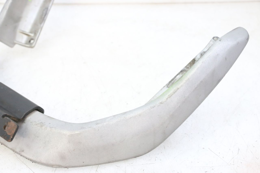 photo de ALÇA TRASEIRA PEUGEOT ELYSTAR 50 (2002 - 2014) - Detalhe da peça