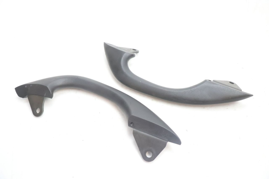 photo de ALÇA TRASEIRA KAWASAKI ER-6 ER6 N 650 (2005 - 2009) - Pontos de fixação