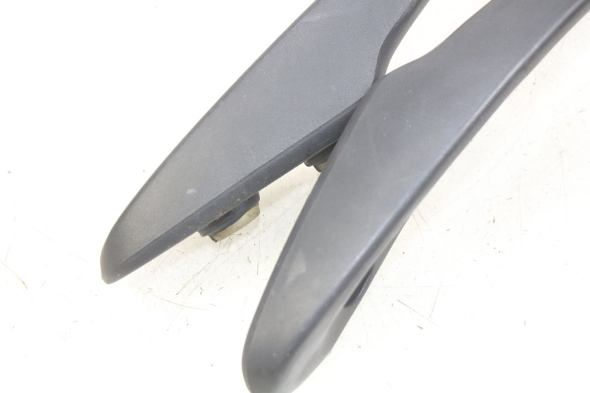 photo de ALÇA TRASEIRA HONDA FES PANTHEON 2T 125 (1998 - 2002) - Ampliação técnica