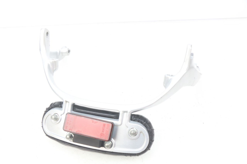 photo de ALÇA TRASEIRA SACHS FY125T FY T 125 (2007 - 2011) - Detalhe da peça