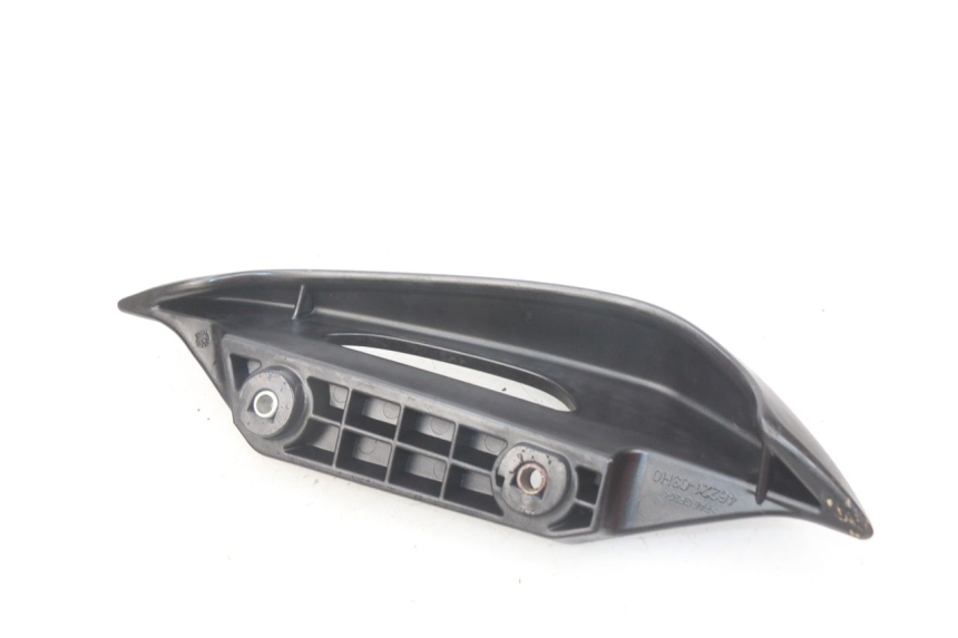 photo de PUNHO TRASEIRO ESQUERDO SUZUKI BURGMAN 125 (2007 - 2014) - Ampliação técnica