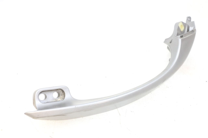 photo de PUNHO TRASEIRO ESQUERDO SUZUKI BURGMAN 650 (2013 - 2020) - Pontos de fixação