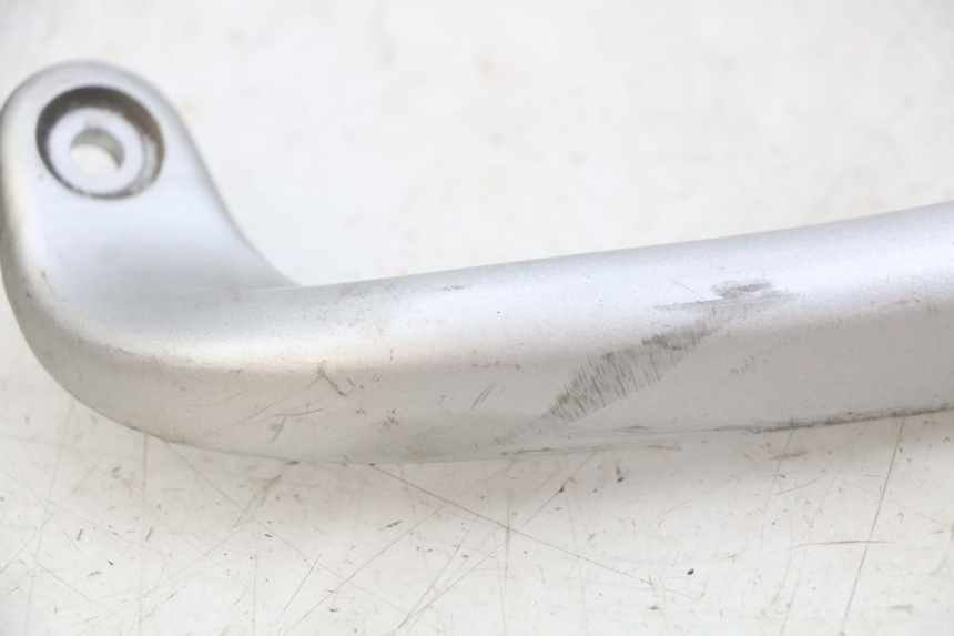 photo de PUNHO TRASEIRO ESQUERDO PEUGEOT DJANGO 4T 50 (2014 - 2019) - Detalhe da peça