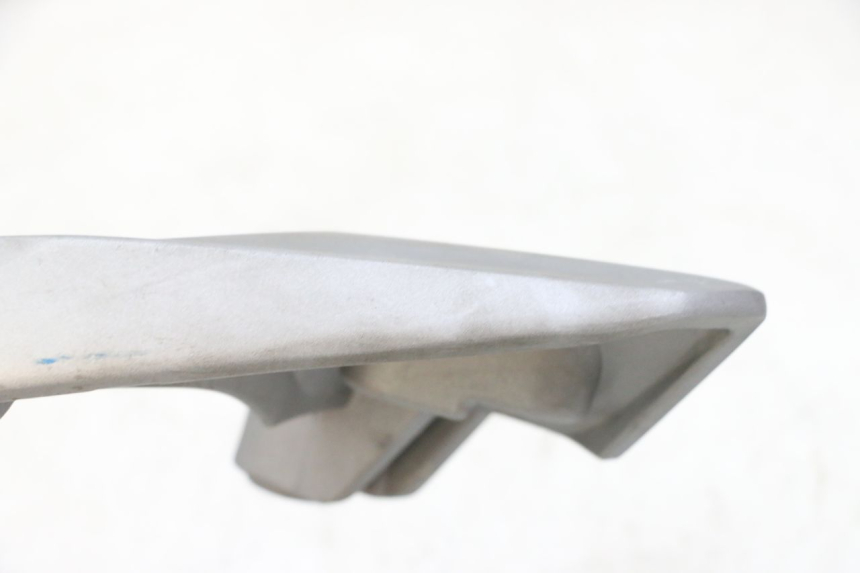 photo de PUNHO TRASEIRO ESQUERDO SYM JOYMAX 125 (2010 - 2017) - Detalhe da peça