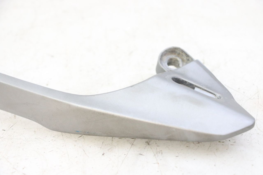 photo de PUNHO TRASEIRO ESQUERDO SYM JOYMAX 125 (2010 - 2017) - Pontos de fixação
