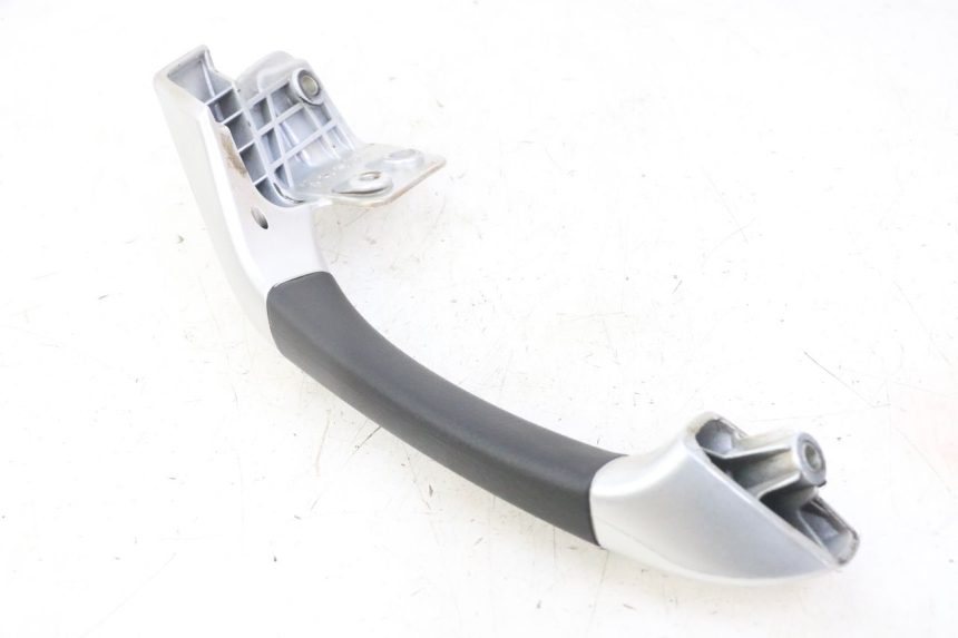 photo de PUNHO TRASEIRO ESQUERDO PIAGGIO MP3 LT 300 (2010 - 2016) - Detalhe da peça