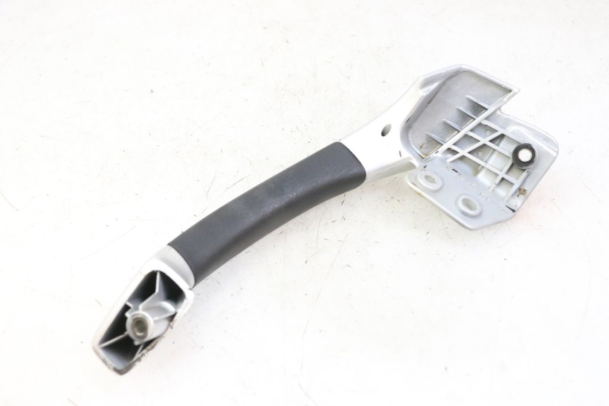 photo de PUNHO TRASEIRO ESQUERDO PIAGGIO MP3 LT 400 (2007 - 2012) - Detalhe da peça