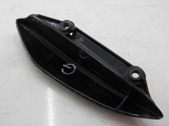 photo de PUNHO TRASEIRO ESQUERDO SUZUKI UH BURGMAN 125 (2002 - 2006) - Vista geral