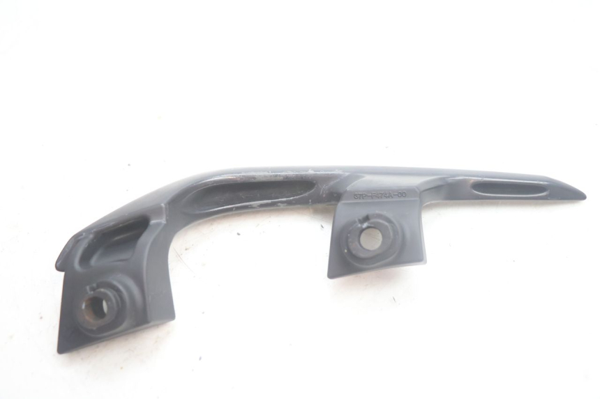 photo de PUNHO TRASEIRO ESQUERDO YAMAHA X-MAX XMAX 125 (2010 - 2013) - Estado da superfície