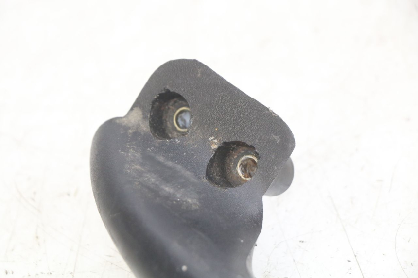 photo de PUNHO TRASEIRO ESQUERDO PIAGGIO X9 EVOLUTION 125 (2003 - 2007) - Pontos de fixação