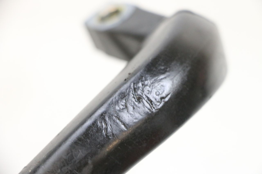 photo de PUNHO TRASEIRO ESQUERDO KAWASAKI ZR 7 750 (1999 - 2004) - Zoom do estado de desgaste