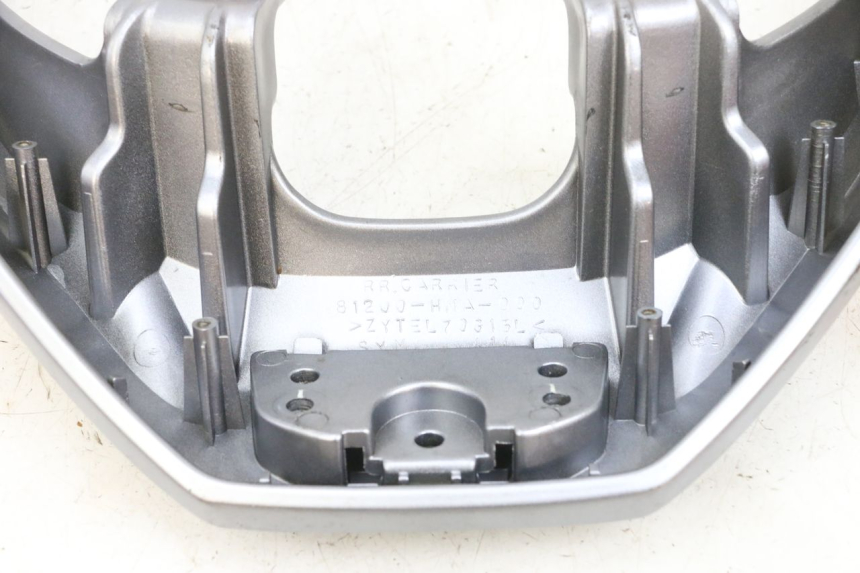 photo de ALÇA TRASEIRA SYM GTS EVO 125 (2009 - 2013) - Ampliação técnica
