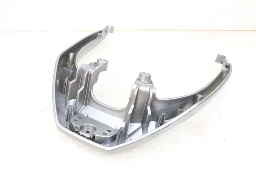 photo de ALÇA TRASEIRA SYM GTS EVO 125 (2009 - 2013) - Vista geral