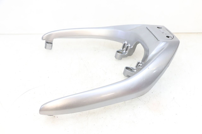 photo de ALÇA TRASEIRA SYM GTS EVO 125 (2009 - 2013) - Marcações e referências