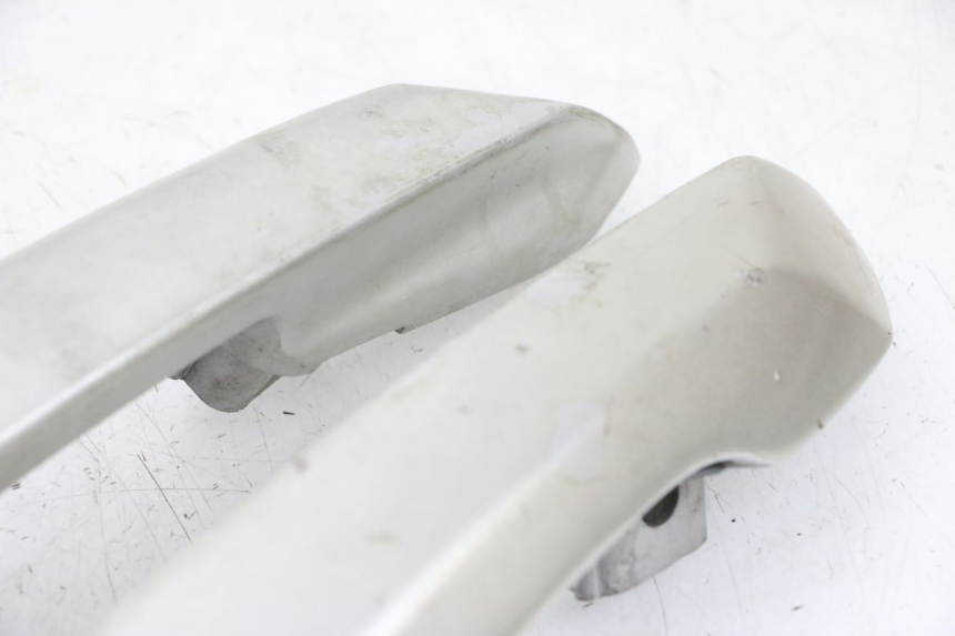 photo de ALÇA TRASEIRA JM MOTORS GTS 125 (2015 - 2019) - Detalhes característicos