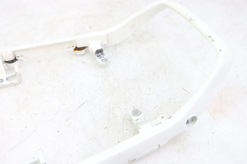photo de ALÇA TRASEIRA HONDA CBR F 1000 (1993 - 1996) - Pontos de fixação