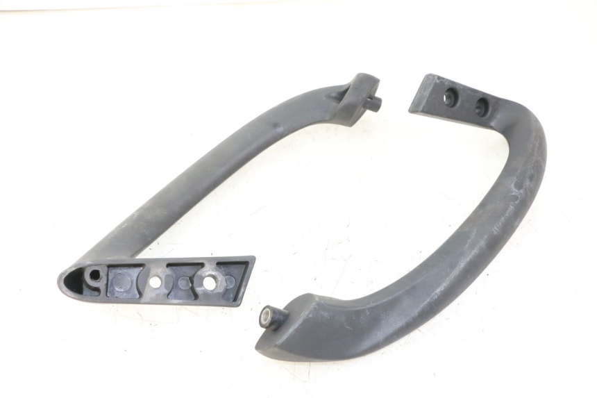 photo de ALÇA TRASEIRA KYMCO GRAND DINK 125 (2008 - 2014) - Detalhe da peça