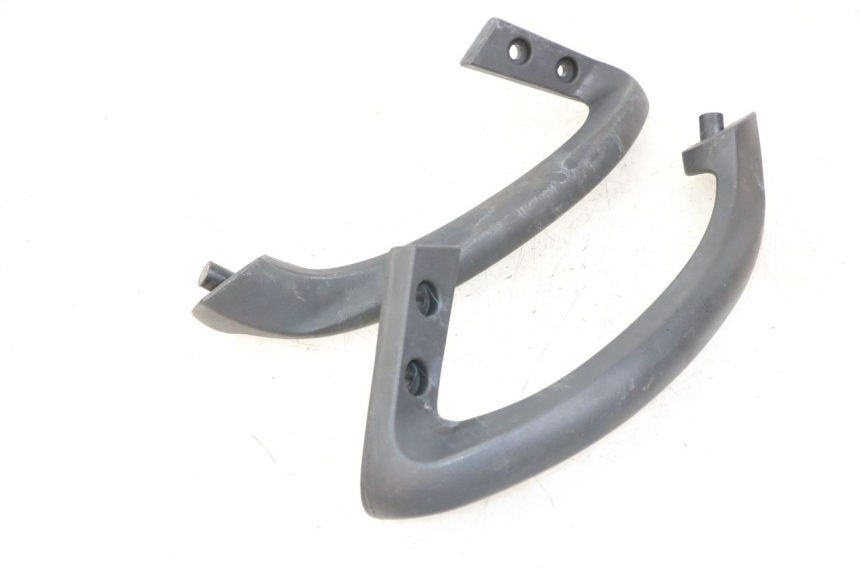 photo de ALÇA TRASEIRA KYMCO GRAND DINK 125 (2008 - 2014) - Outro ângulo de visão