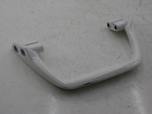 photo de ALÇA TRASEIRA KYMCO QUANNON NAKED 125 (2010) - Detalhe da peça