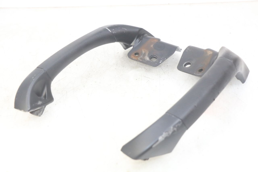 photo de ALÇA TRASEIRA PIAGGIO MP3 LT 400 (2007 - 2012) - Pontos de fixação