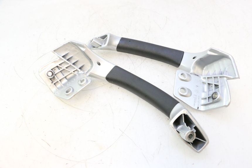 photo de ALÇA TRASEIRA PIAGGIO MP3 LT 300 (2010 - 2016) - Ampliação técnica