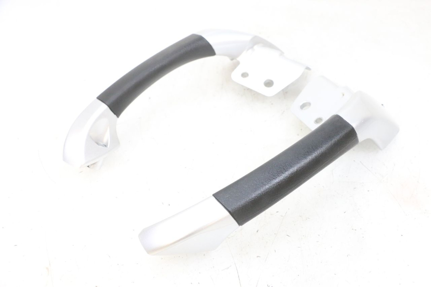 photo de ALÇA TRASEIRA PIAGGIO MP3 RL 250 (2006 - 2010) - Vista principal