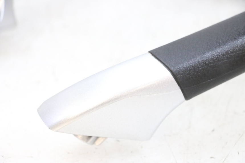 photo de ALÇA TRASEIRA PIAGGIO MP3 RL 250 (2006 - 2010) - Imagem adicional