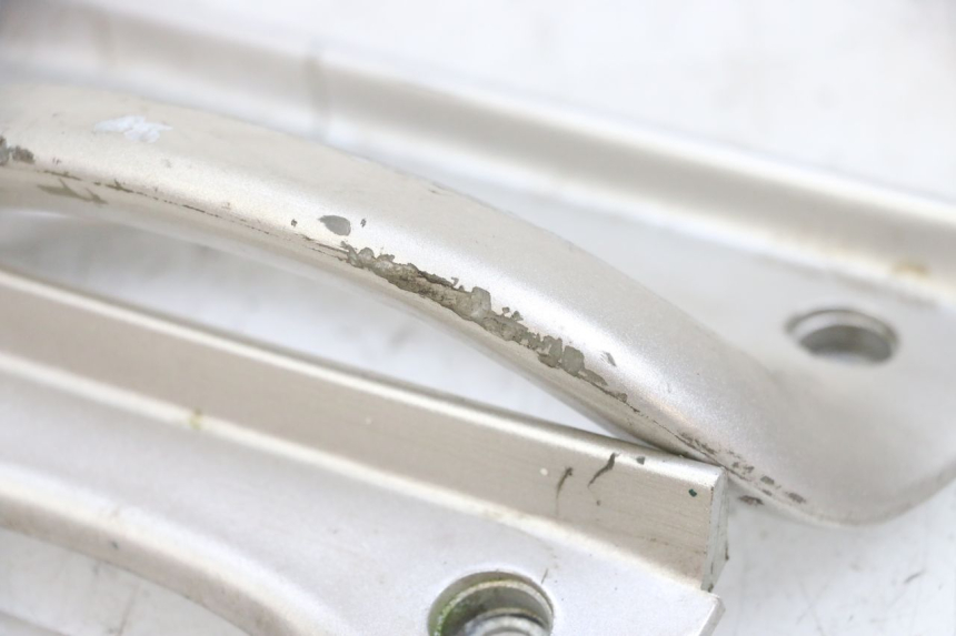 photo de ALÇA TRASEIRA YAMAHA NEO'S NEOS 2T 50 (1998 - 2007) - Detalhe da peça