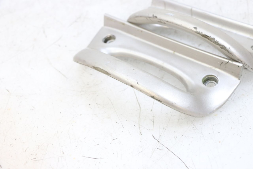 photo de ALÇA TRASEIRA YAMAHA NEO'S NEOS 2T 50 (1998 - 2007) - Outro ângulo de visão