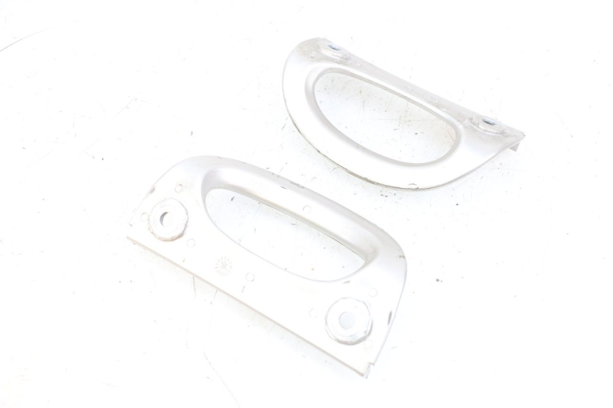 photo de ALÇA TRASEIRA YAMAHA NEO'S NEOS 2T 50 (1998 - 2007) - Pontos de fixação