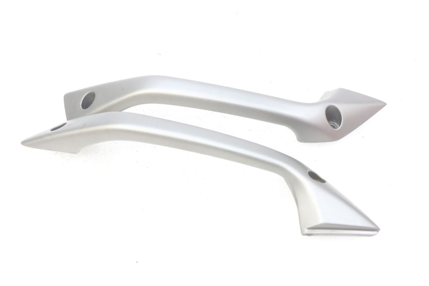 photo de ALÇA TRASEIRA GILERA NEXUS 125 (2009 - 2013) - Detalhe da peça