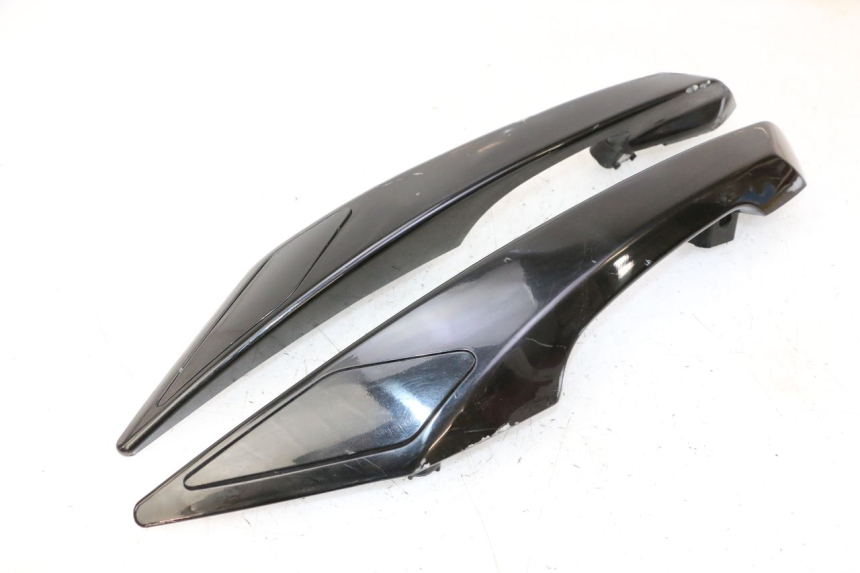 photo de ALÇA TRASEIRA PEUGEOT SATELIS 125 (2010 - 2012) - Zoom do estado de desgaste