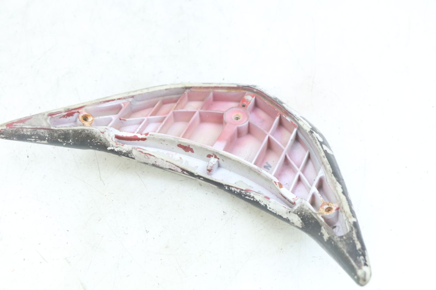 photo de ALÇA TRASEIRA PEUGEOT SPEEDFIGHT LC 50 (1996 - 2002) - Detalhe da peça