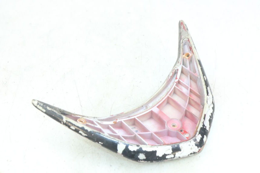 photo de ALÇA TRASEIRA PEUGEOT SPEEDFIGHT LC 50 (1996 - 2002) - Zoom do estado de desgaste
