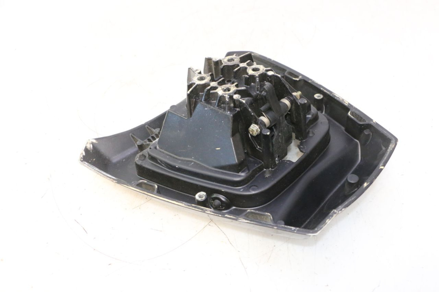 photo de ALÇA TRASEIRA CAN-AM SPYDER RS 1000 (2008 - 2012) - Zoom do estado de desgaste