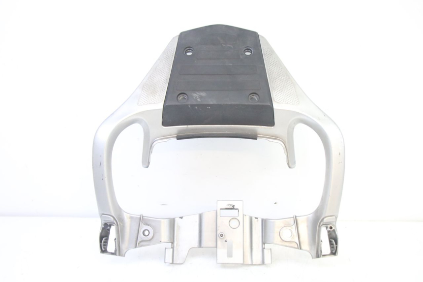 photo de ALÇA TRASEIRA HONDA ST PAN EUROPEAN 1300 (2002 - 2013) - Zoom do estado de desgaste
