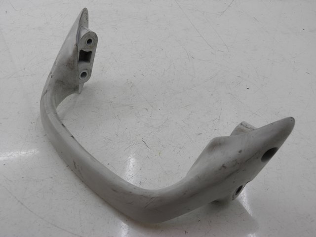 photo de ALÇA TRASEIRA SUZUKI GSF N BANDIT 600 (1996 - 1999) - Vista principal