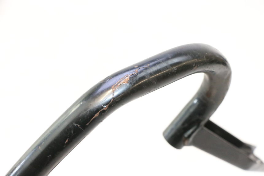 photo de ALÇA TRASEIRA PEUGEOT TREKKER 50 (1995 - 2004) - Detalhe da peça