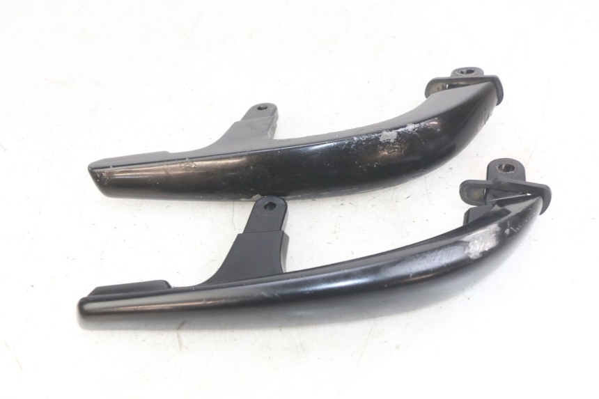 photo de ALÇA TRASEIRA YAMAHA X-MAX XMAX 250 (2006 - 2009) - Zoom do estado de desgaste